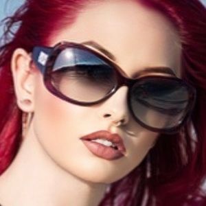 Funk Fly Sunglasses 🖤